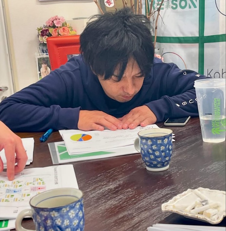 勉強する、あしたも良い日　代表　佐藤健雄